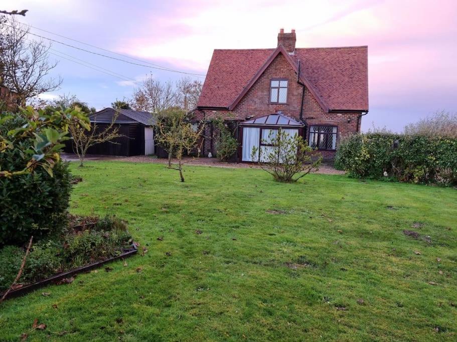 Spacious Detached Home With Beautiful Seaviews, Sleeps 6 Trimingham Exterior foto